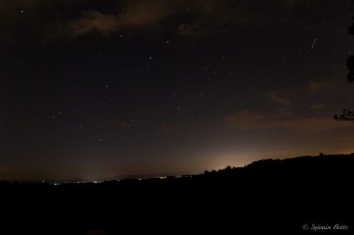Ciel étoilé sur l'horizon